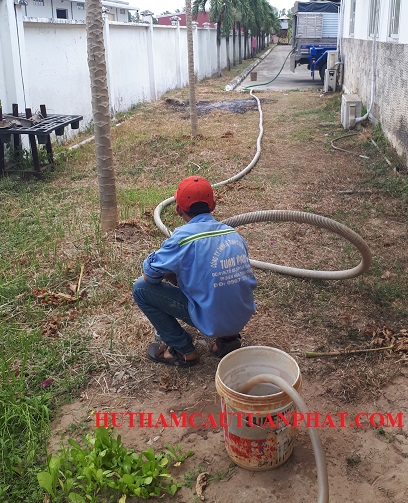 Hút hầm cầu tại Cụm CN Lộc An